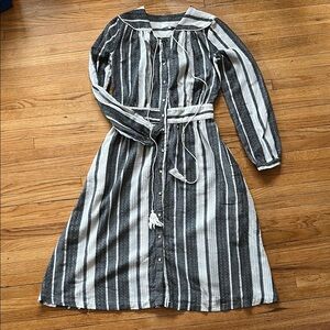 Opullence Paris Gray and Black Buttoned A-Line Dress | Small